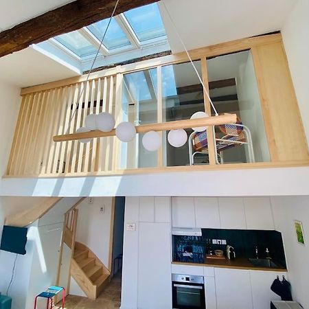 "Le Refuge" Duplex Quartier Haut, Climatise Sete Bagian luar foto