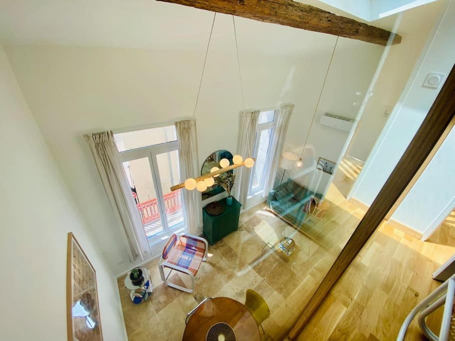 "Le Refuge" Duplex Quartier Haut, Climatise Sete Bagian luar foto