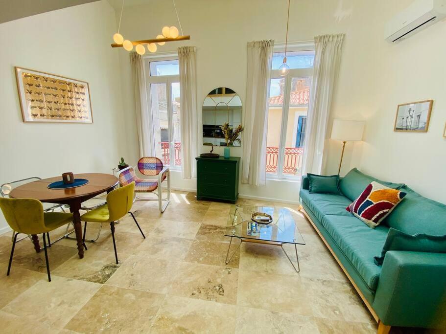 "Le Refuge" Duplex Quartier Haut, Climatise Sete Bagian luar foto